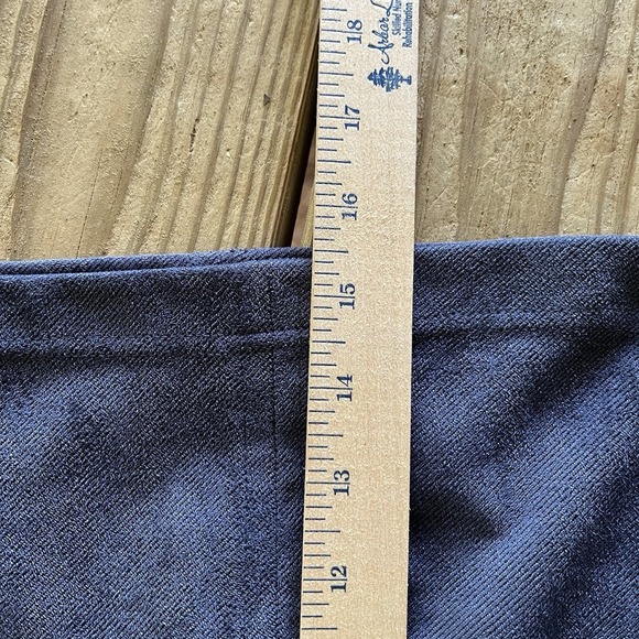 Wild Honey Simple Suede Skirt Navy Size Large NWT - Picture 7 of 7